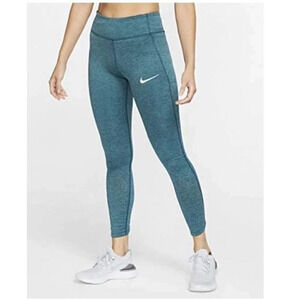 Nike Epic Lux Tight Fit Leggings